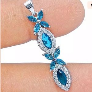 1 ct Aqua Marine Pendant